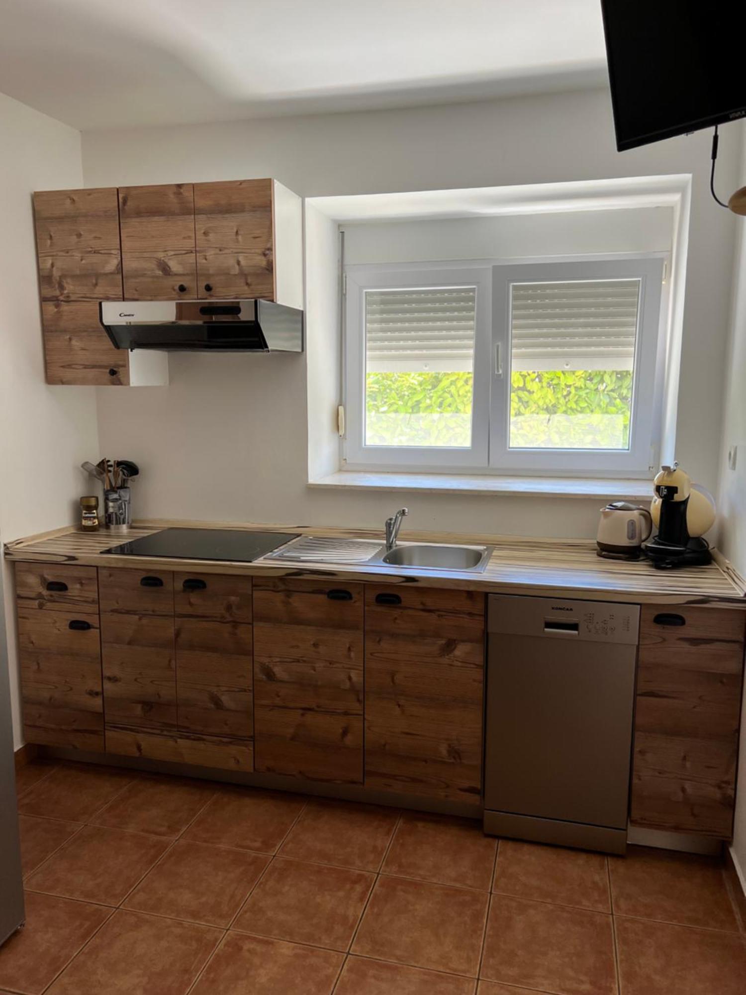 Apartmani Maksan Pakoštane Exterior foto