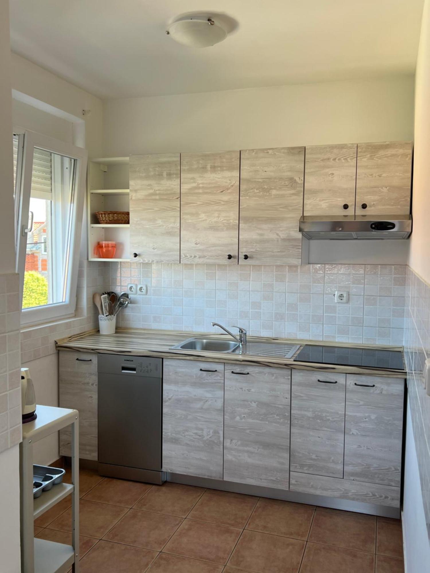 Apartmani Maksan Pakoštane Exterior foto