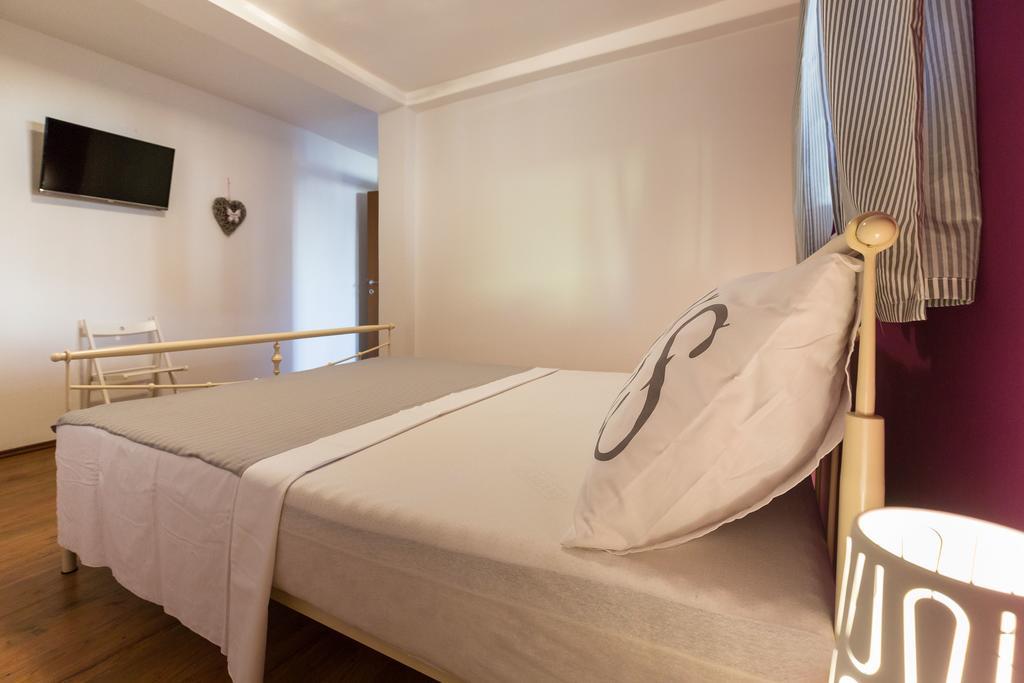 Apartmani Maksan Pakoštane Exterior foto