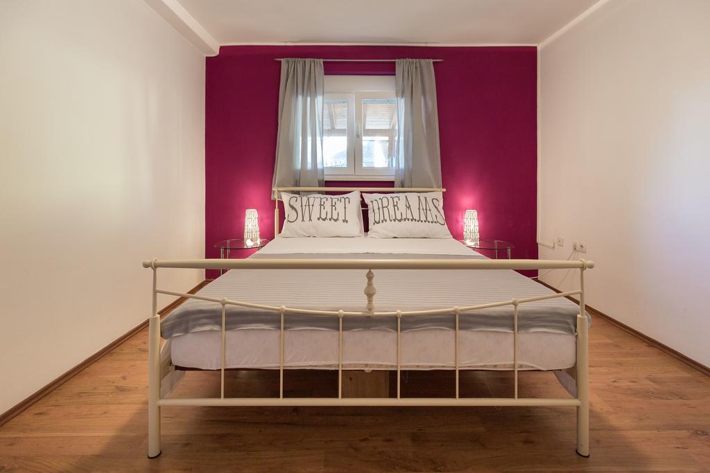 Apartmani Maksan Pakoštane Exterior foto