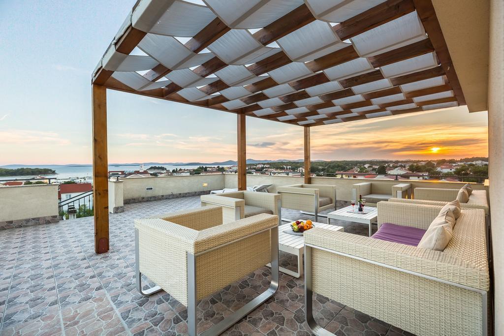 Apartmani Maksan Pakoštane Exterior foto